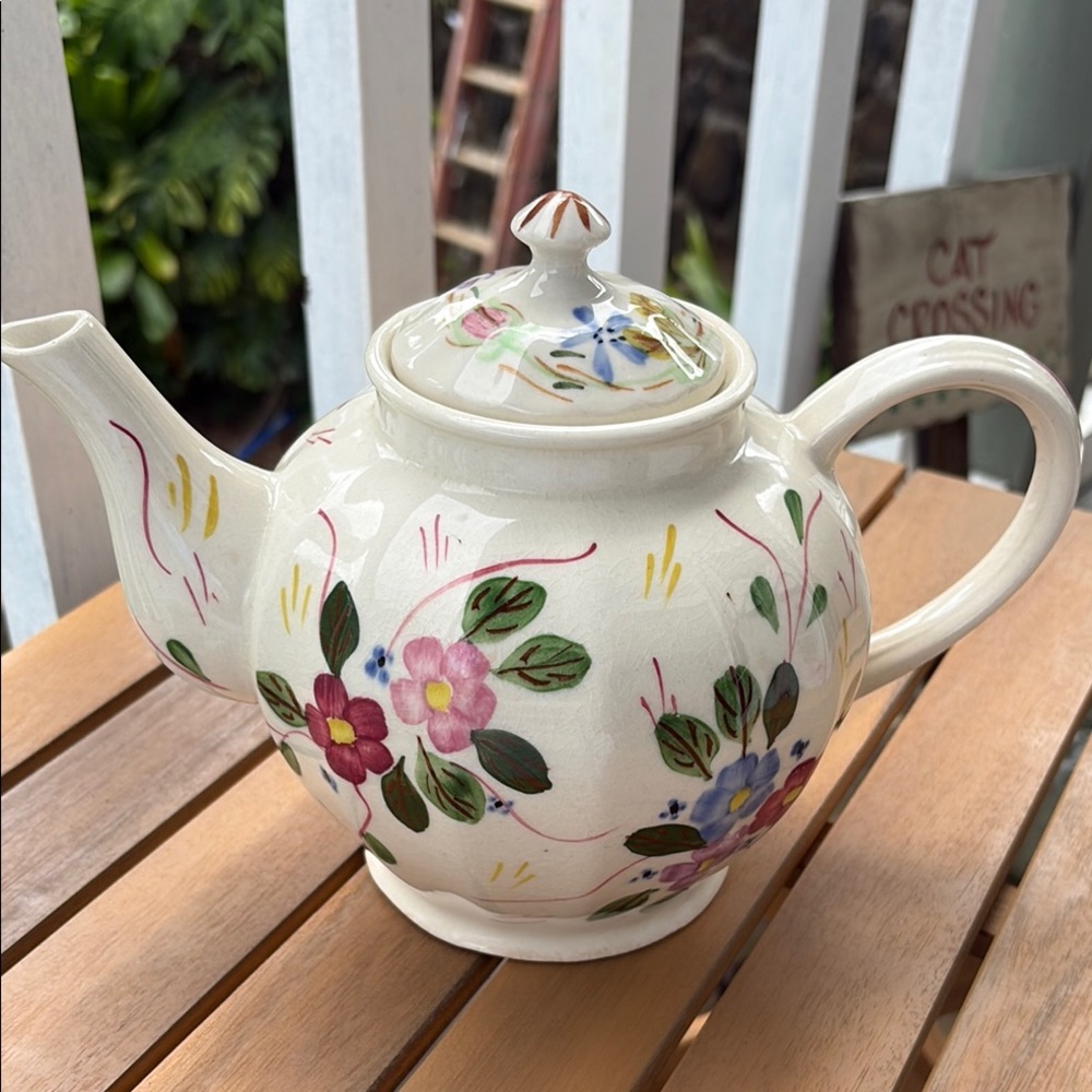 Southern Potteries Inc/ Blue Ridge Pattern Teapot